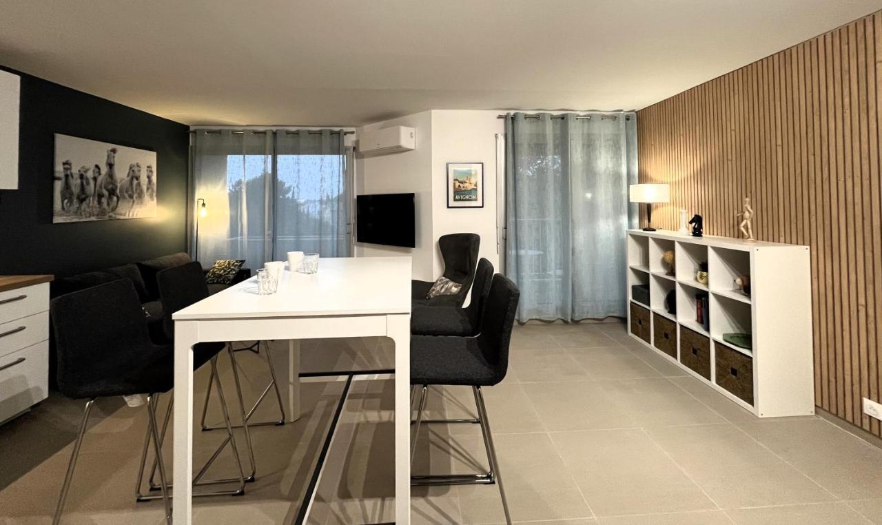 Confortable Appartement Pres D'Avignon Le Pontet  Eksteriør billede
