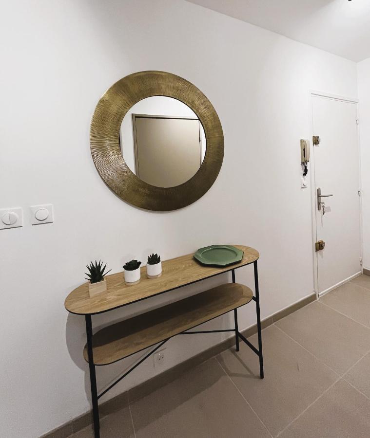 Confortable Appartement Pres D'Avignon Le Pontet  Eksteriør billede