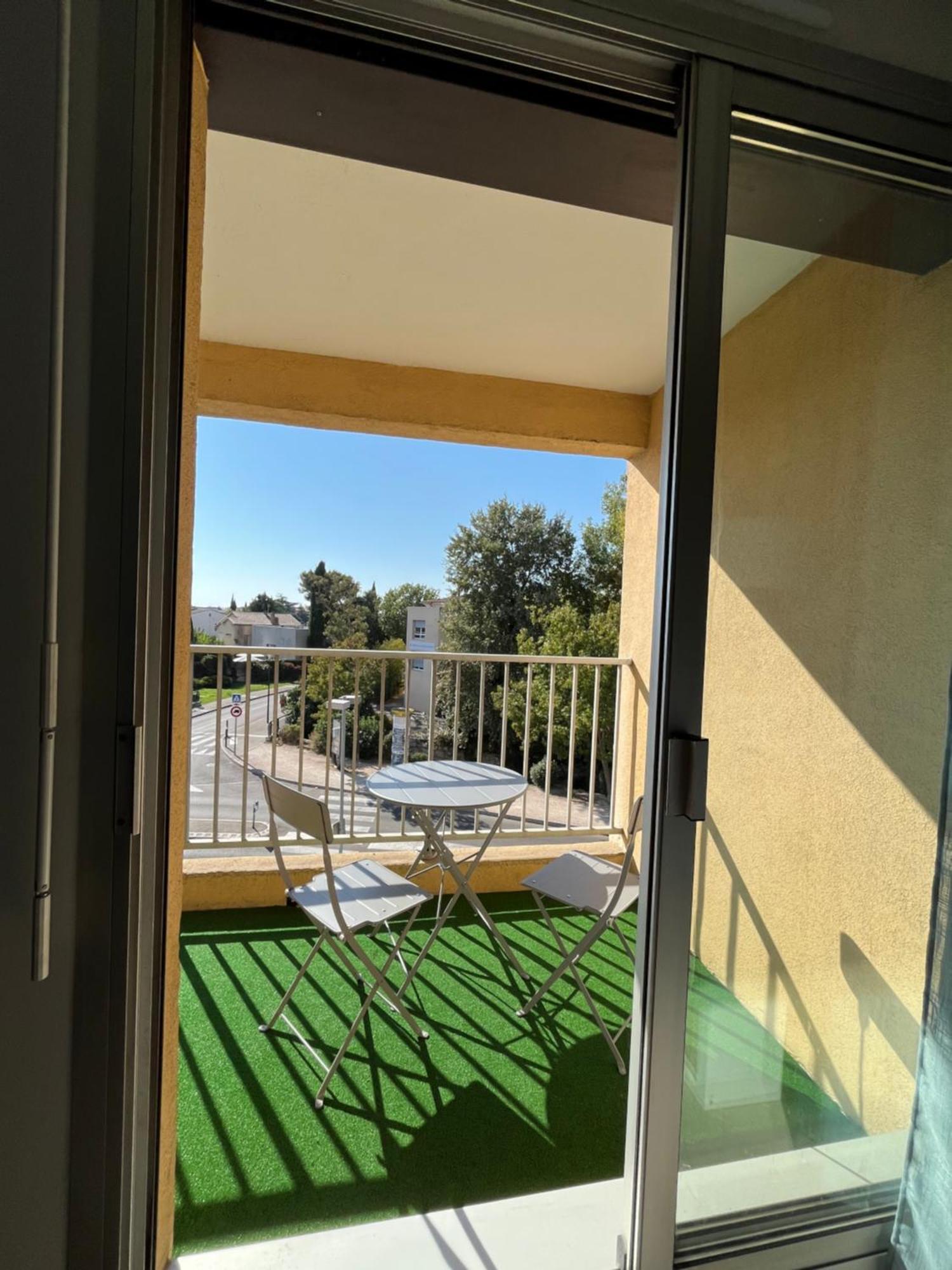 Confortable Appartement Pres D'Avignon Le Pontet  Eksteriør billede